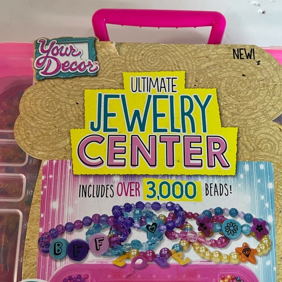 Your Décor Ultimate Jewelry Center Craft Kit – 3,000 Beads, 30+ Jewelry Pieces - Picture 12 of 16
